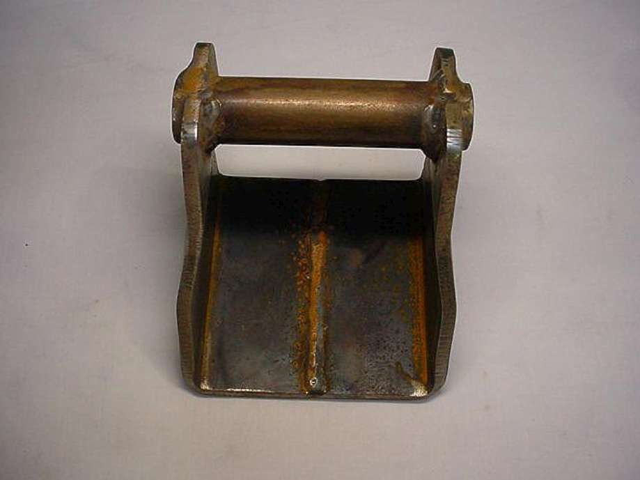 Holderbeslag for tipkasse (for)