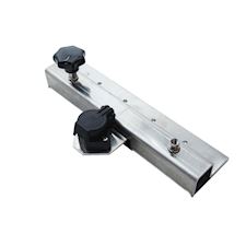 Holder for bredlast skilt med kontakt - 1